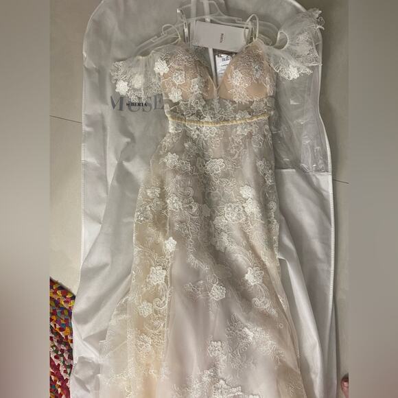 NWT- Muse by Berta Wedding Dress-Retails for $10k never altered incl/xtra fabric - Picture 5 of 7